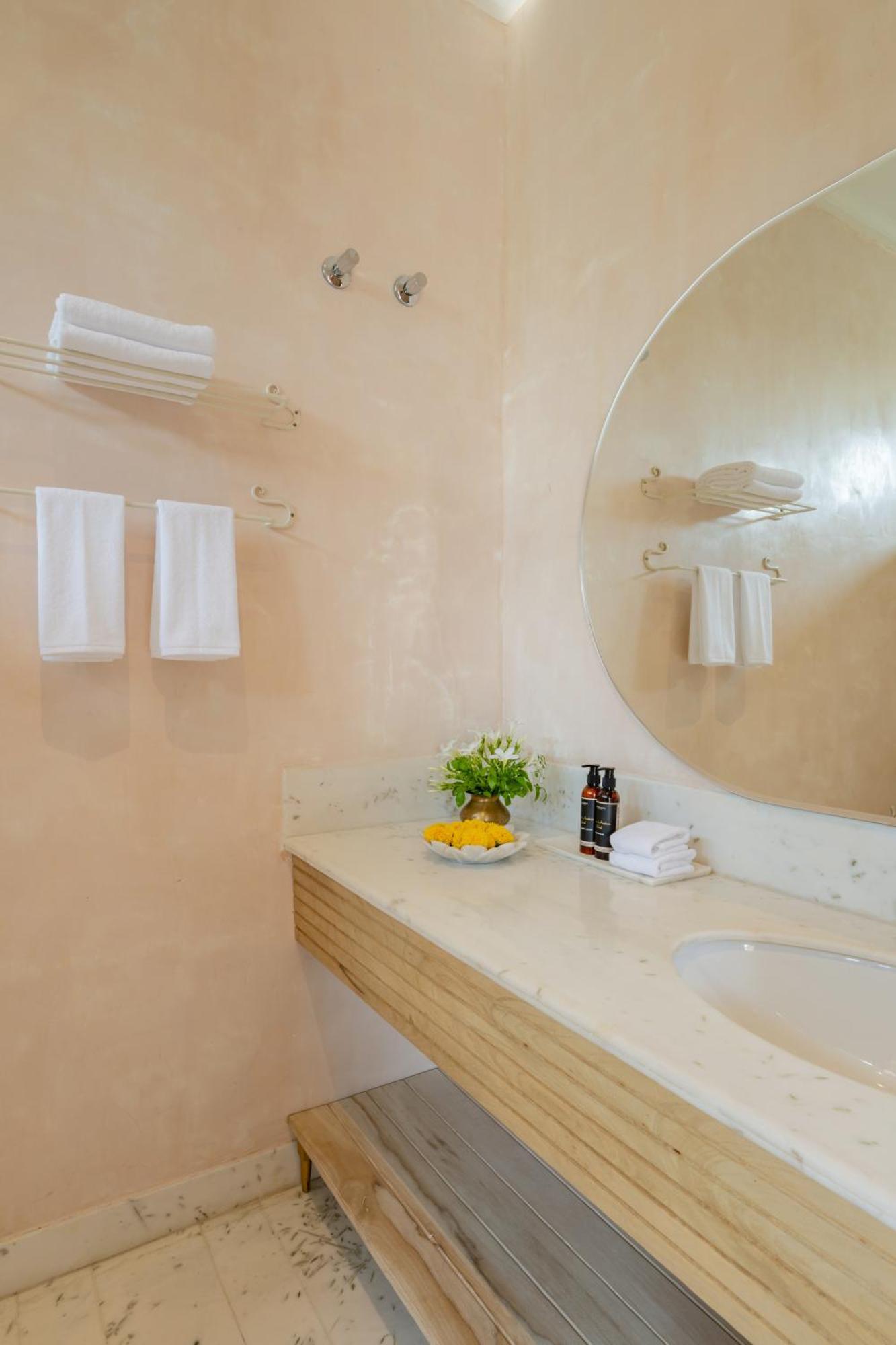 Niravi Jaipur Bed and Breakfast Buitenkant foto